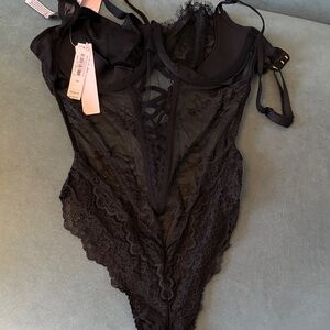 NWT Victoria’s Secret Elegant Black Lace Teddy size small